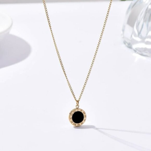 Stainless Steel Gold Roman Numbers Necklace Women NWT - Picture 1 of 3